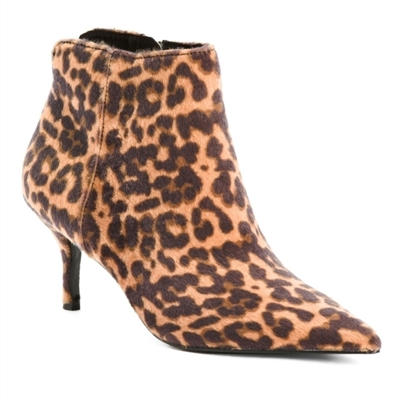 Charles by Charles David Pointy Toe Booties - Picture 1 of 2